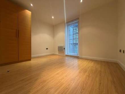 XQ7, Taylorson Street South, Salford Quays, M5 3FY, Image 7