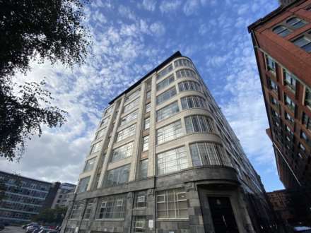 MET Apartments, 40 Hilton Street, Northern Quarter, Manchester, M1 2BL