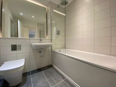 Block C, Local Crescent, 14 Hulme Street, Salford, M5 4ZG, Image 11