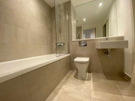 Lockgate Mews, New Islington, Manchester, M4 6GE, Image 9