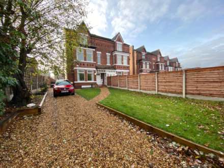 3 Bedroom Apartment, 25 Burford Road, Whalley Range, Manchester, M16 8EW