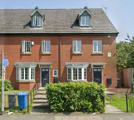 4 Bedroom Town House, Cornwall Street, Openshaw, Manchester, M11 2EN