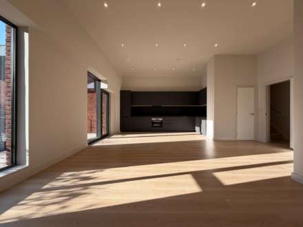 Waterhouse Gardens, 1 Dutton Street, Manchester, M3 1LE, Image 2