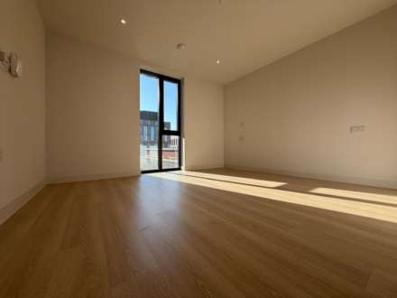 Waterhouse Gardens, 1 Dutton Street, Manchester, M3 1LE, Image 9