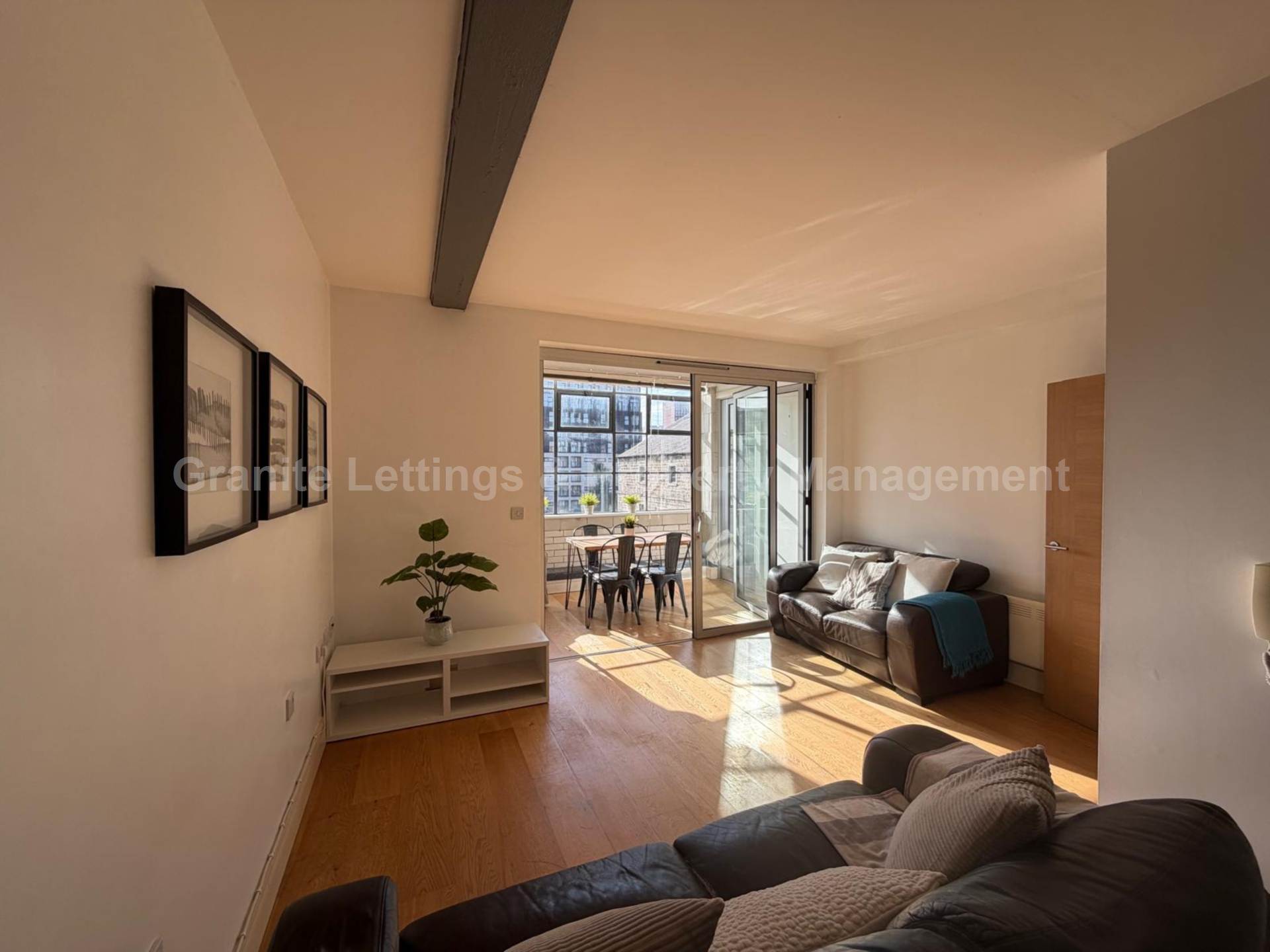 MET Apartments, 40 Hilton Street, Northern Quarter, Manchester, M1 2BL, Image 2