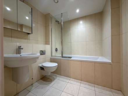 MET Apartments, 40 Hilton Street, Northern Quarter, Manchester, M1 2BL, Image 12