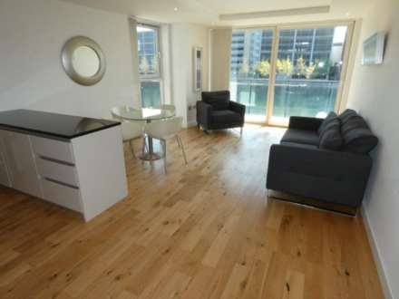 City Lofts, 94 The Quays, Salford Quays, Manchester, M50 3TS, Image 2