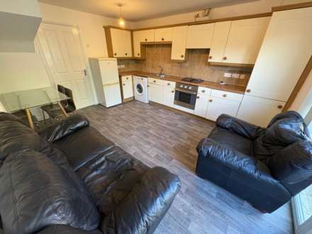 Lauderdale Crescent, Plymouth Grove, Manchester, M13 9FD, Image 4
