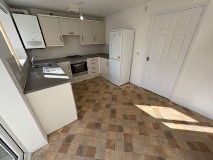 Metcombe Way, Beswick, Manchester, M11 3BG, Image 5