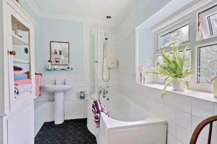 Queen Street, Colyton, Devon, Image 12