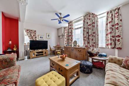 Queen Street, Colyton, Devon, Image 4