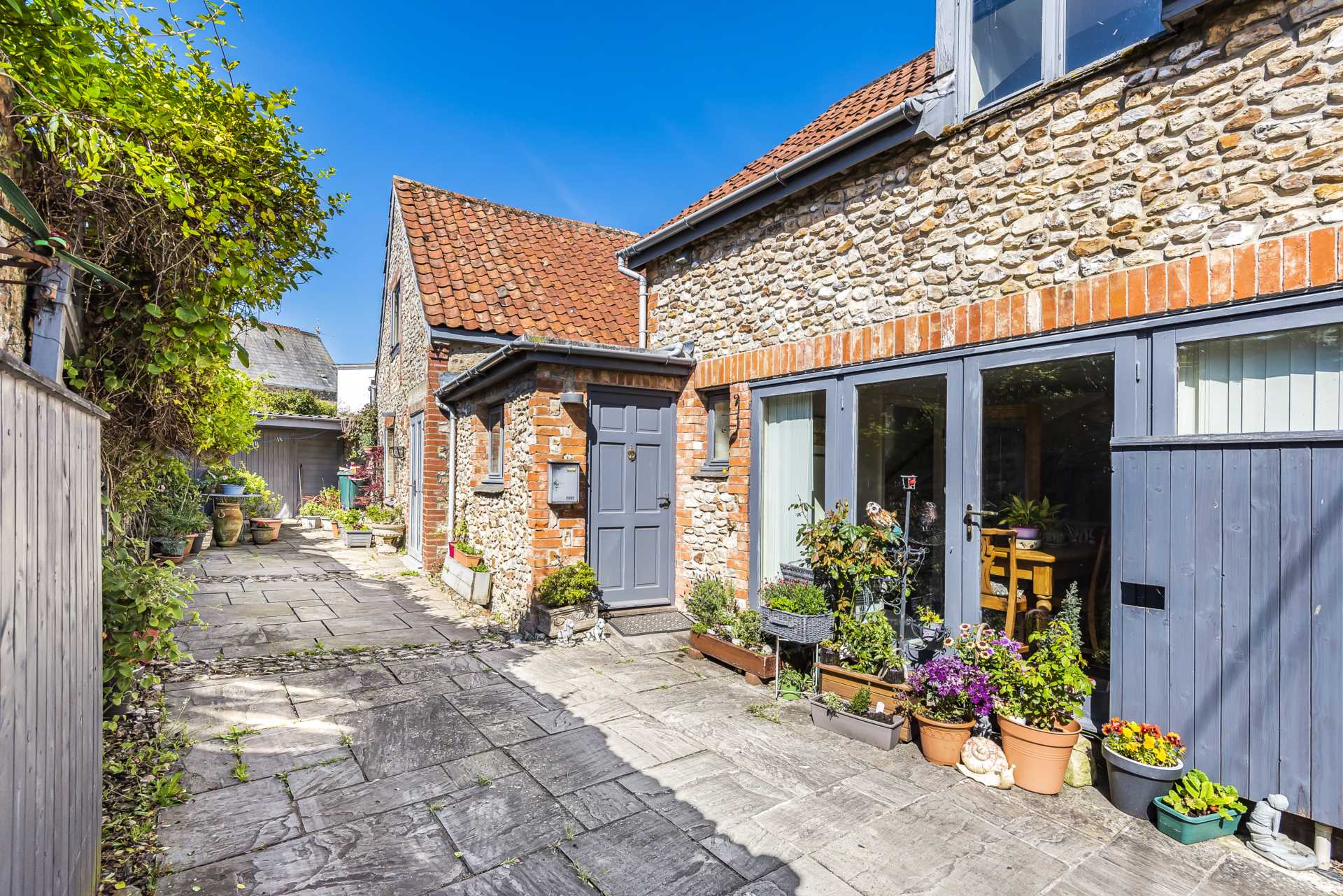 School Lane, Colyton, Devon, Image 1