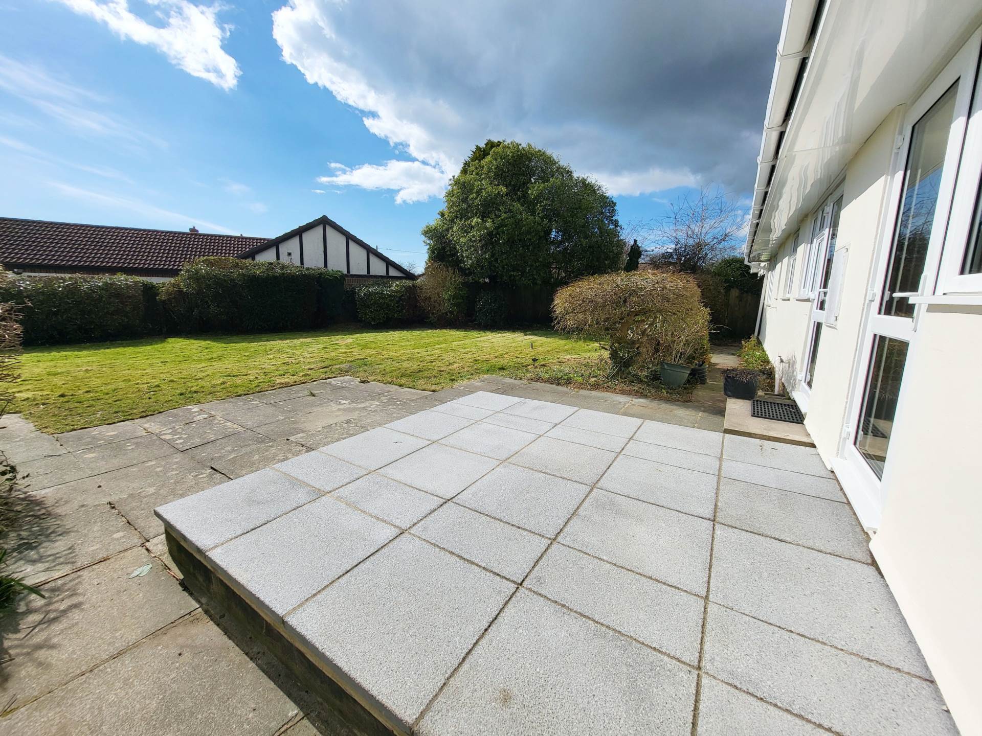 Springfields, Colyton. Devon, Image 13