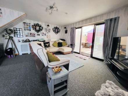 St Johns Close, Colyton, Image 2