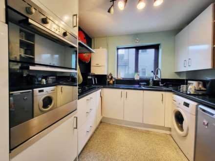 St Johns Close, Colyton, Image 4