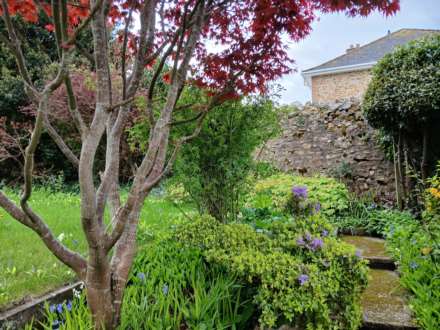 Queens Square, Colyton, Devon, Image 25