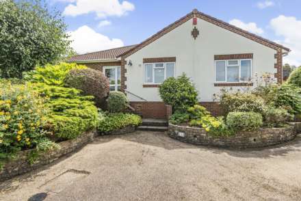 Burnards Close, Colyton, Devon, Image 1