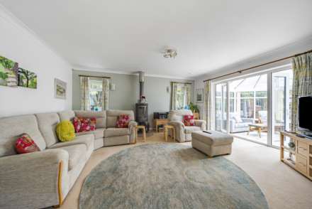 Burnards Close, Colyton, Devon, Image 2