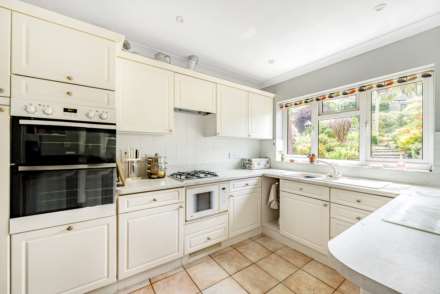 Burnards Close, Colyton, Devon, Image 5