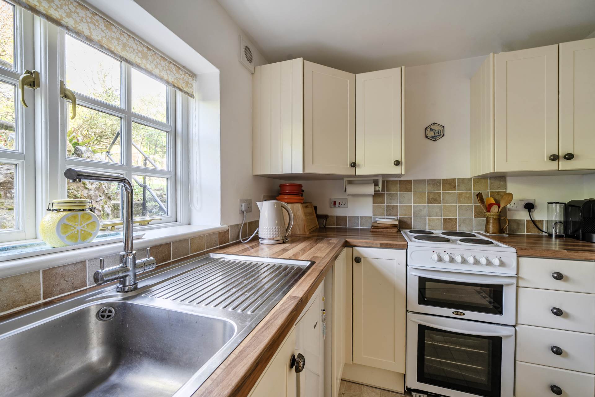 Court Street, Winsham, Somerset, Image 5