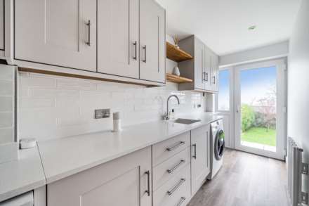 Crewkerne Road, Raymond's Hill, Axminster, Image 10