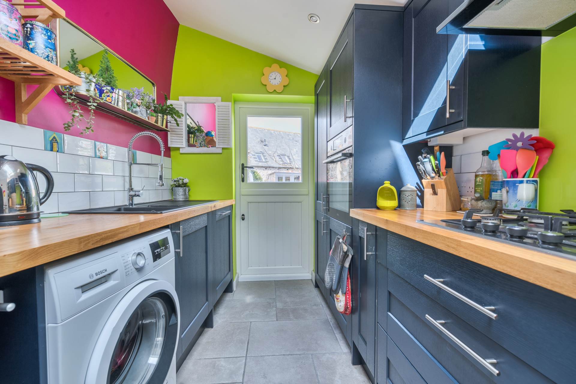 Queen Street, Colyton, Devon, Image 11