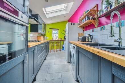 Queen Street, Colyton, Devon, Image 3