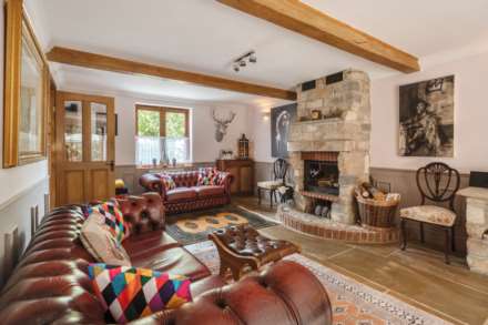 Weycroft, Axminster, Devon, Image 4