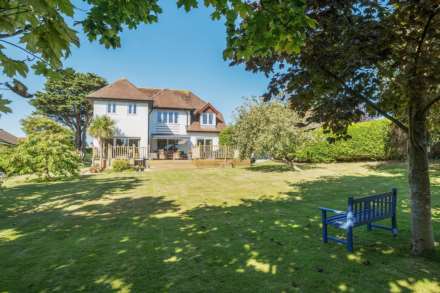 4 Bedroom Detached, Beavor Lane, Axminster, Devon