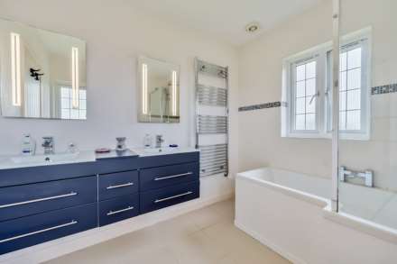 Beavor Lane, Axminster, Devon, Image 12