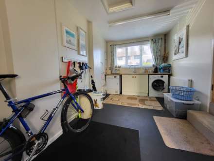 Newbery Close, Colyton, Devon, Image 10