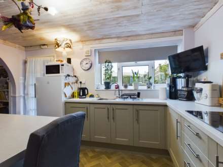 Ellesdon, Charmouth, Dorset, Image 4