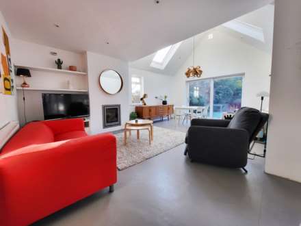 Meadow Way, Charmouth, Dorset, Image 9