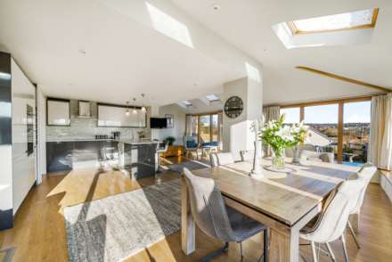 Broadway Cottages, Axminster, Image 1