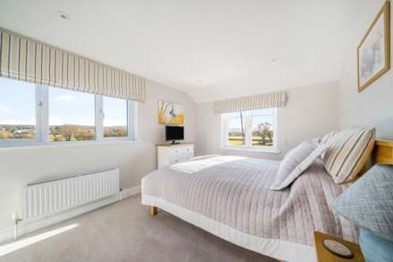 Broadway Cottages, Axminster, Image 17