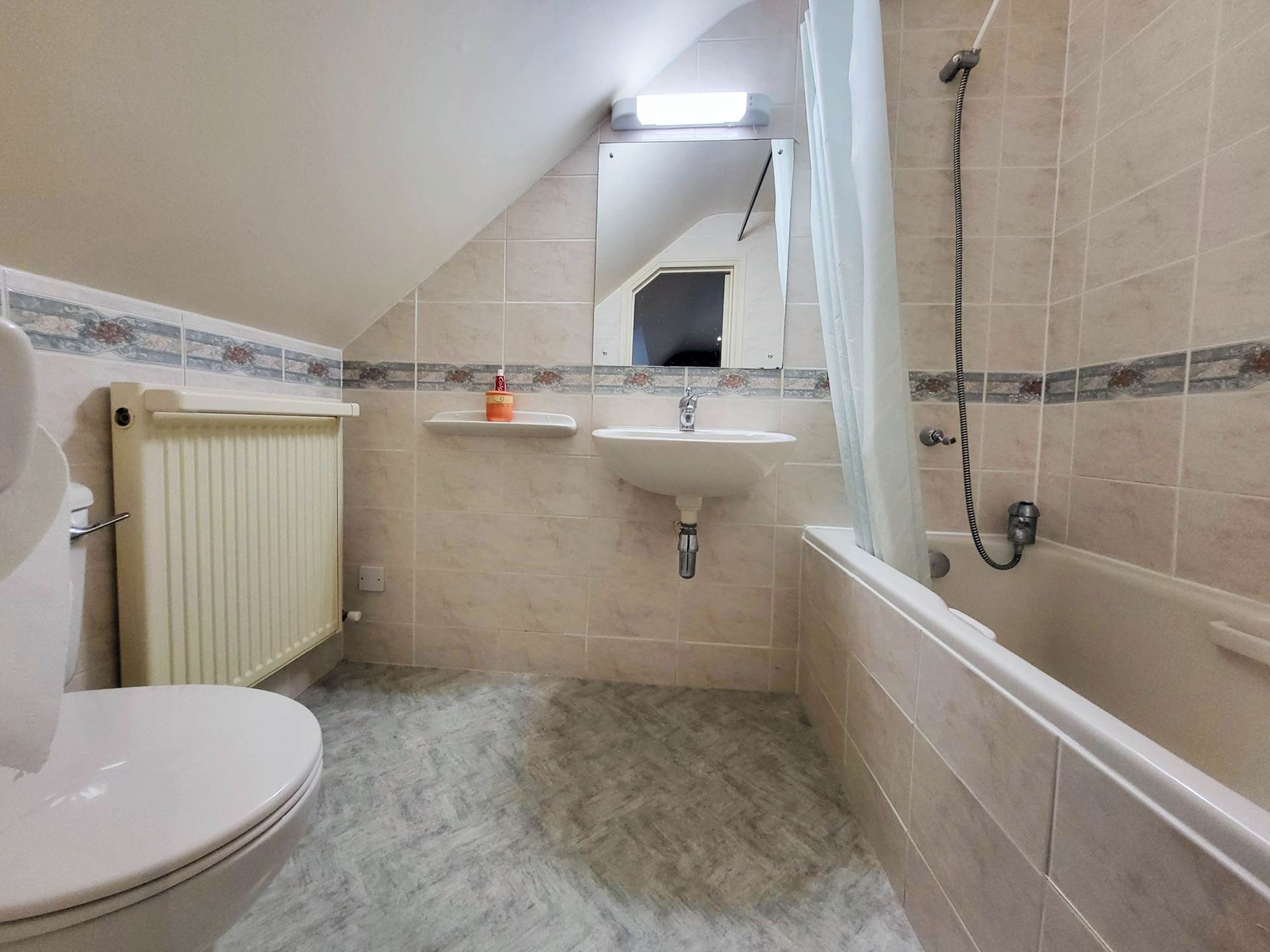 Hammonds Mead, Charmouth, Dorset, Image 22