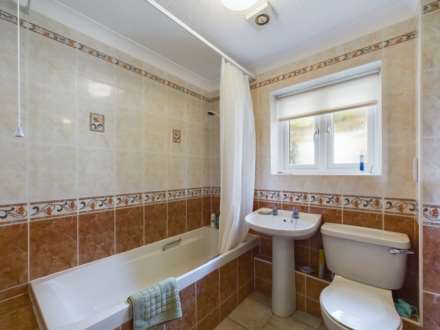 Hammonds Mead, Charmouth, Dorset, Image 18