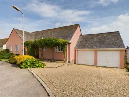Hammonds Mead, Charmouth, Dorset, Image 24