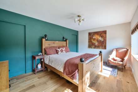 Crewkerne Road, Axminster. Devon, Image 12