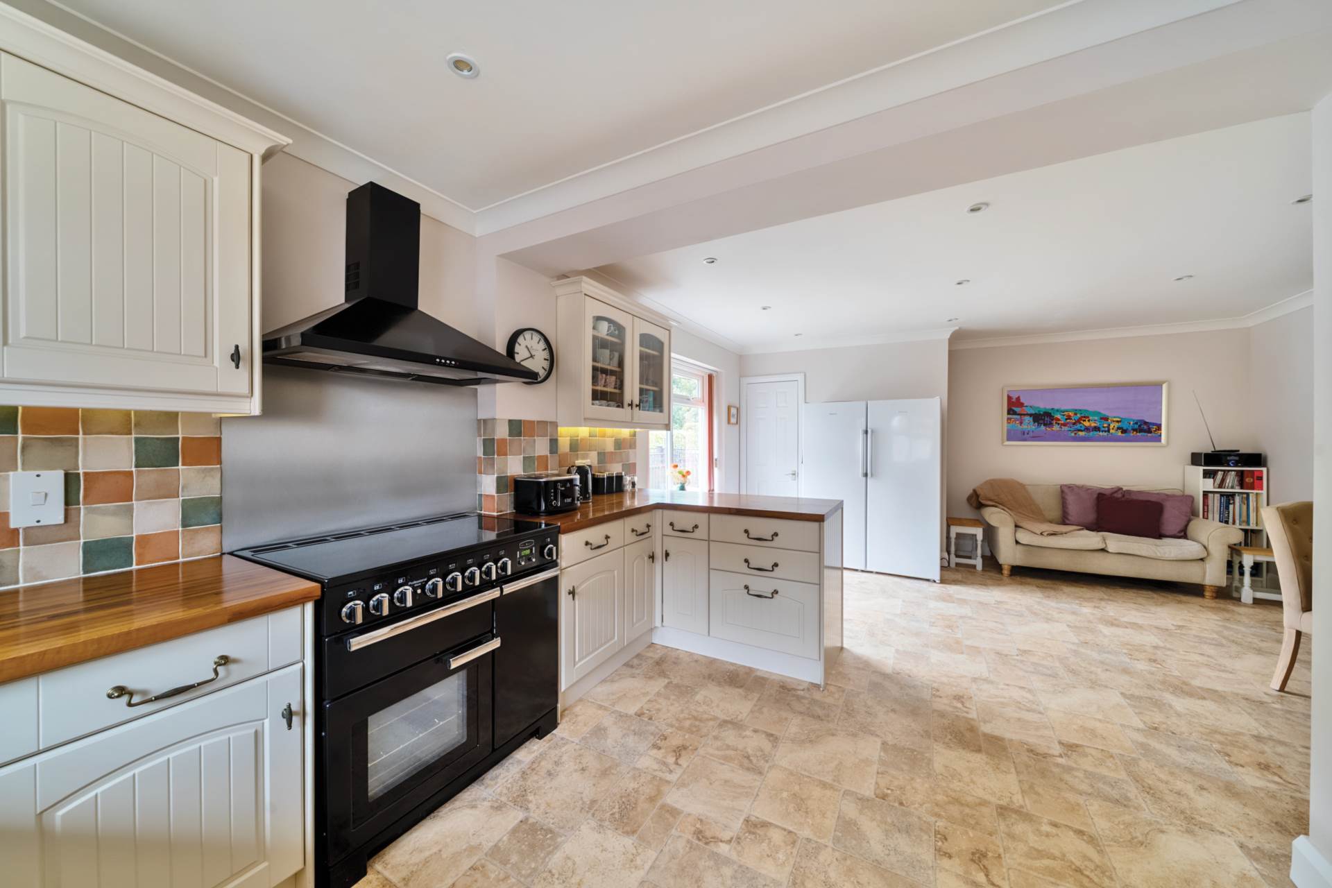 Woodside Close, Raymond's Hill. Devon, Image 11