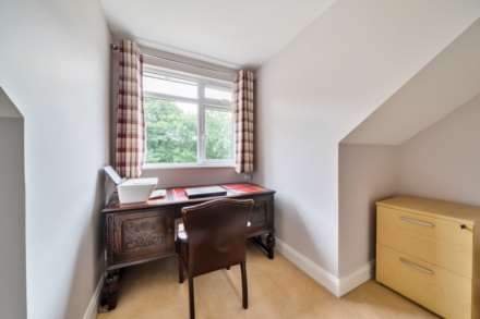 Woodside Close, Raymond's Hill. Devon, Image 19