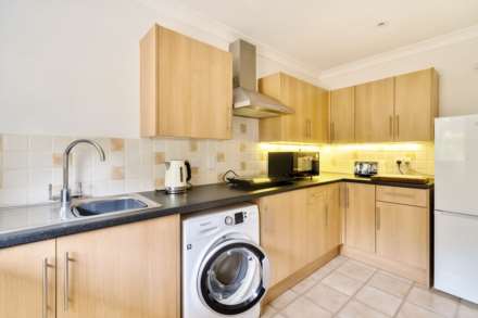 Woodside Close, Raymond's Hill. Devon, Image 21