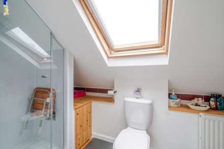 Meadow Road, Seaton. Devon, Image 14