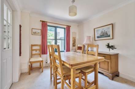 Queens Court, Colyton.Devon, Image 6