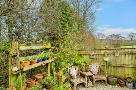 Saxon Meadow, Colyton.Devon, Image 18