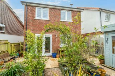 Saxon Meadow, Colyton.Devon, Image 22