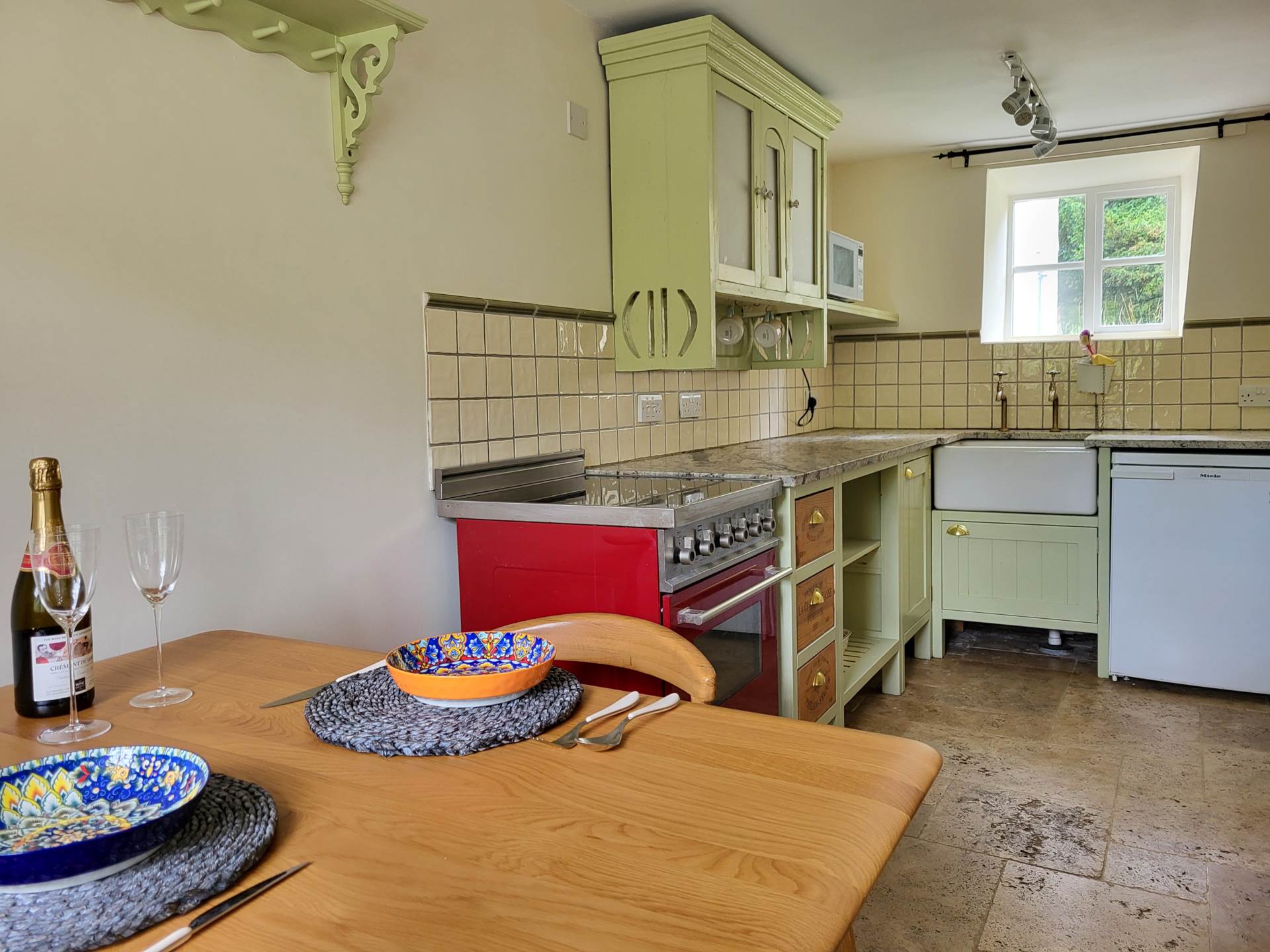 Hillview, Dalwood, Axminster, Image 2