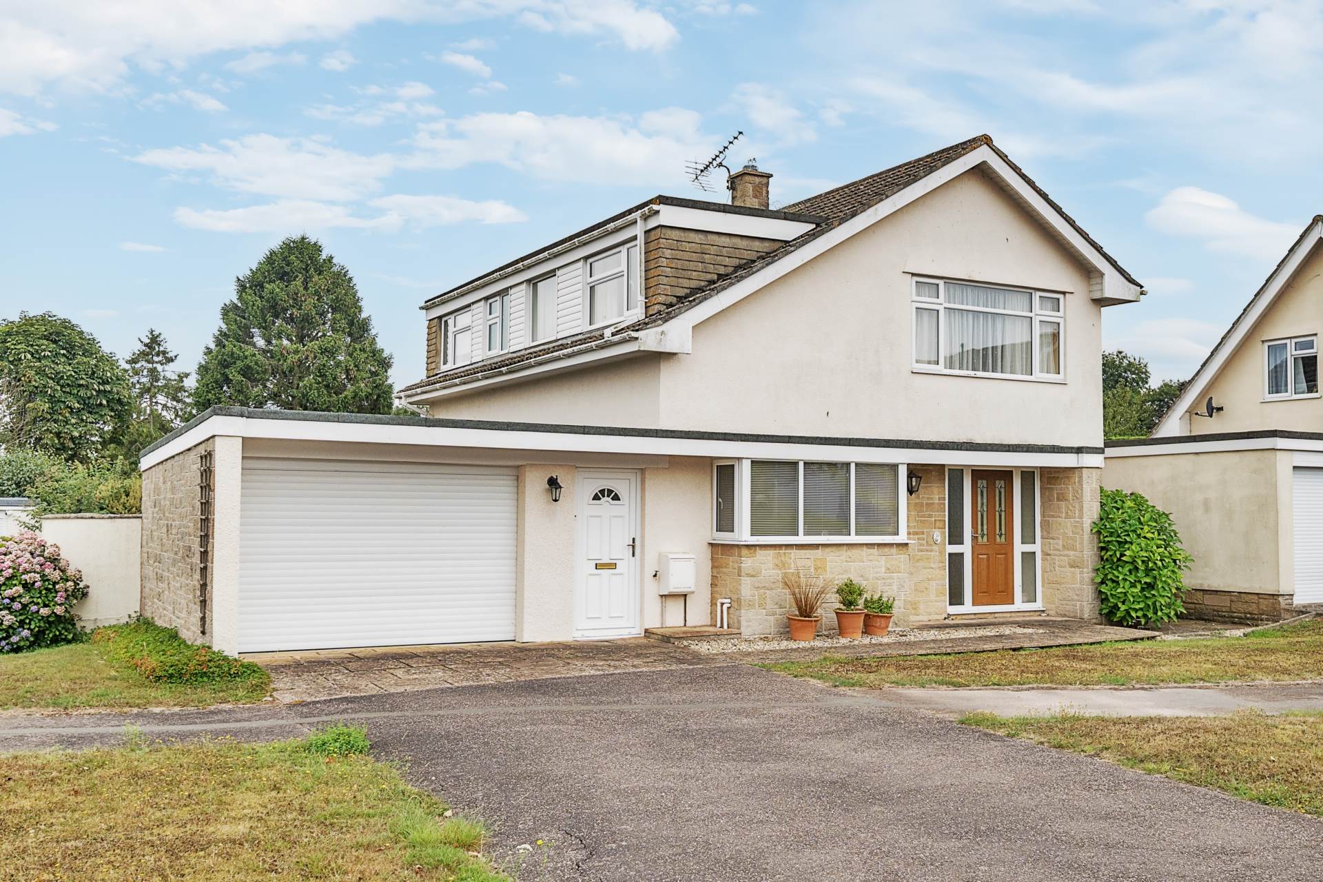 Springfields, Colyton. Devon, Image 19