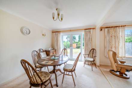 Springfields, Colyton. Devon, Image 4
