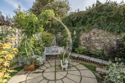Queens Court, Colyton.Devon, Image 21